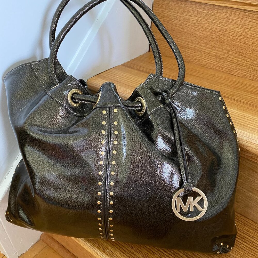 Michael Kors Brown Shoulder Bag with Glossy Patent Leather